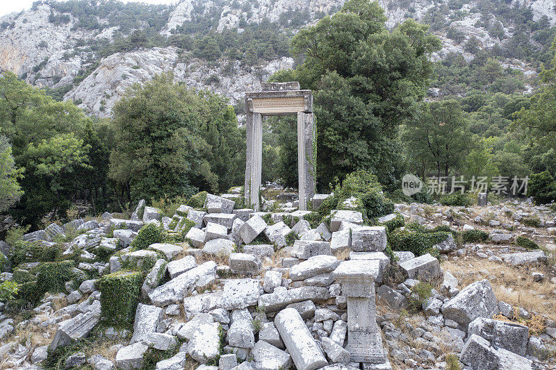 Termessos Ancient Door Drone Shots的4K镜头